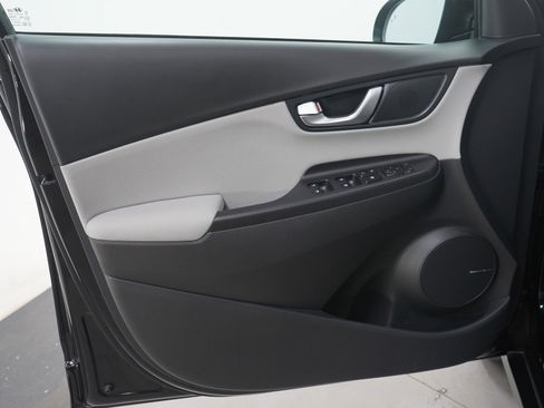 Used 2023 Hyundai Kona Limited w/ Cargo Package image 21