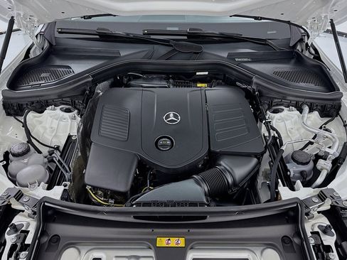 New 2026 Mercedes-Benz GLC 300 image 10