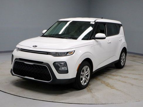 Used 2020 Kia Soul LX image 6