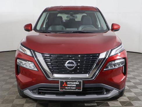 Used 2023 Nissan Rogue SV image 8