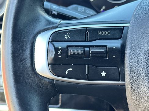 Certified 2025 Kia Sportage SX image 15