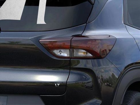 New 2026 Chevrolet TrailBlazer LT image 11