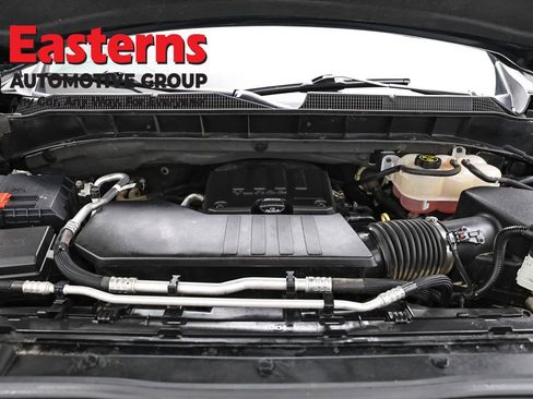 Used 2023 Chevrolet Silverado 1500 LT AWD/4WD image 7