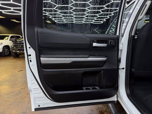 Used 2018 Toyota Tundra SR5 w/ TRD Off Road Package image 19