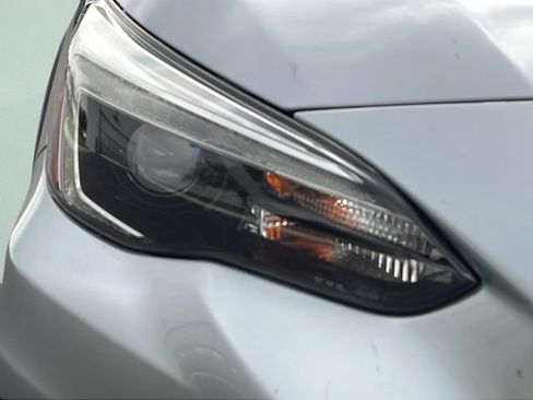 Used 2019 Subaru Crosstrek 2.0i Limited w/ Moonroof Package w/Navigation AWD/4WD image 26