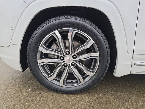 Used 2018 GMC Terrain Denali w/ Advanced Safety Package image 39