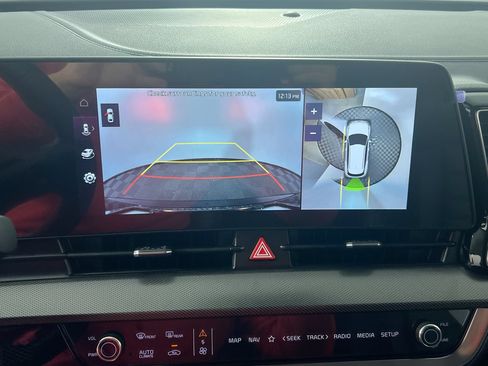 Certified 2025 Kia Sportage SX FWD image 27