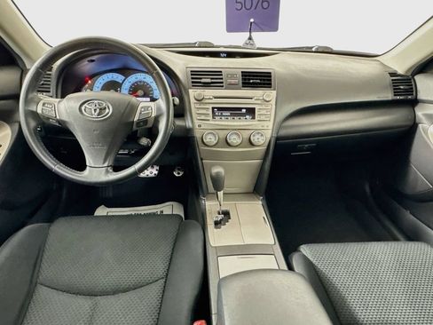 Used 2010 Toyota Camry SE FWD image 24