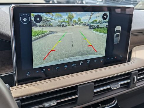 Used 2024 Lincoln Corsair Reserve image 18