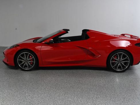 Used 2023 Chevrolet Corvette Stingray Preferred Conv w/ Z51 Performance Package RWD image 10