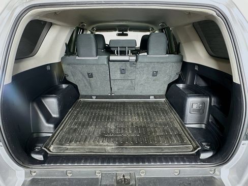 Used 2019 Toyota 4Runner SR5 AWD/4WD image 26