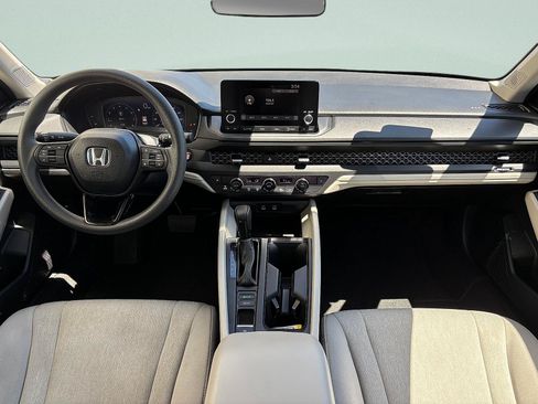 Used 2024 Honda Accord EX image 27