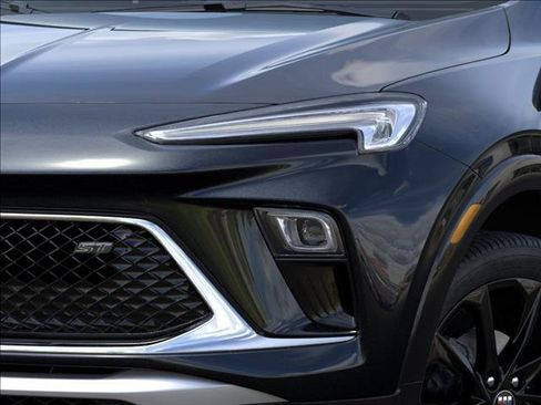 New 2026 Buick Encore GX Sport Touring image 10