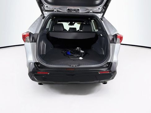 Used 2023 Toyota RAV4 SE w/ Weather & Moonroof Package AWD/4WD image 26