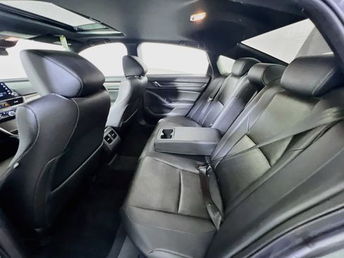 Used 2019 Honda Accord Sport image 24