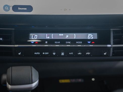 Used 2026 Toyota Sienna XSE image 23