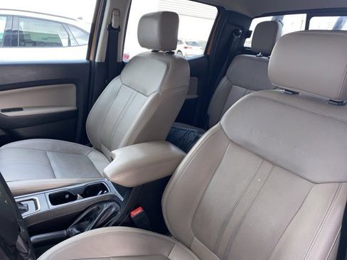 Certified 2019 Ford Ranger Lariat w/ Equipment Group 501A Mid image 23