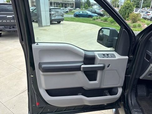 Used 2015 Ford F150 XLT w/ Trailer Tow Package AWD/4WD image 27