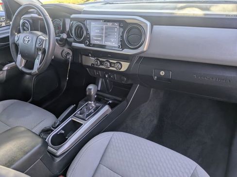 Used 2020 Toyota Tacoma SR5 image 30
