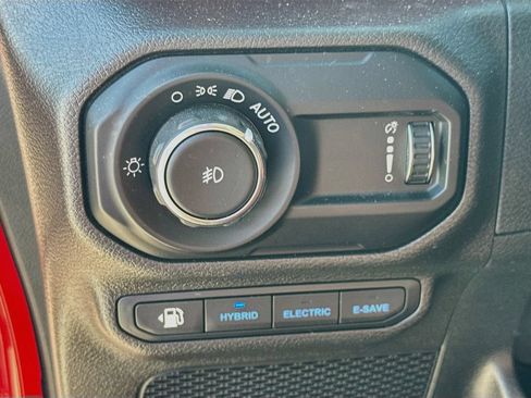 Certified 2023 Jeep Wrangler Unlimited Rubicon 4xe AWD/4WD image 11