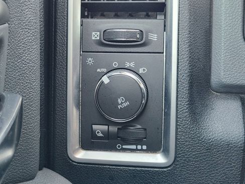 Used 2015 RAM 1500 Outdoorsman image 25