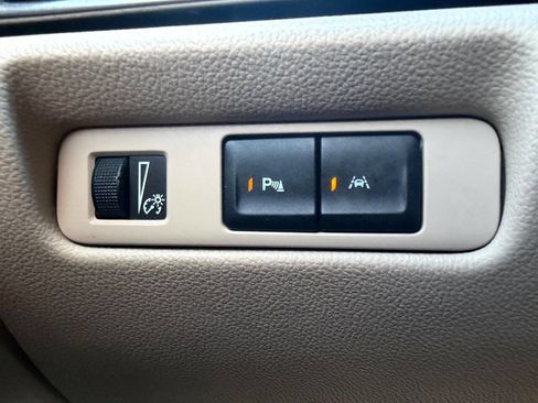 Used 2017 Cadillac ATS Luxury w/ Safety and Security Package image 27