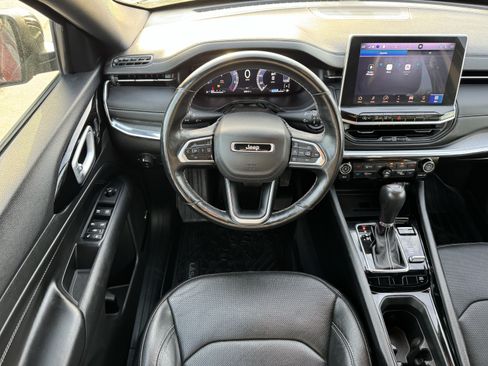 Used 2022 Jeep Compass High Altitude AWD/4WD image 11