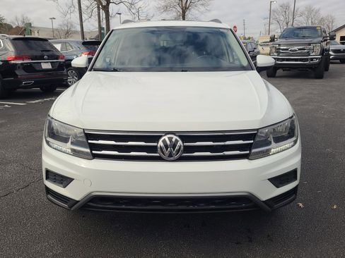 Used 2019 Volkswagen Tiguan SE image 2