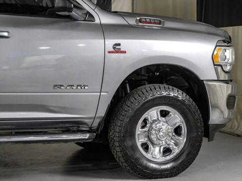 Used 2022 RAM 2500 Big Horn AWD/4WD image 7