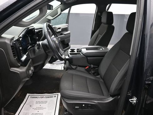 Used 2024 Chevrolet Silverado 1500 LT image 11