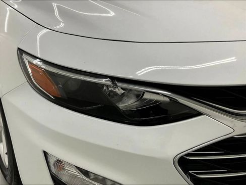 Used 2024 Chevrolet Malibu RS FWD image 36