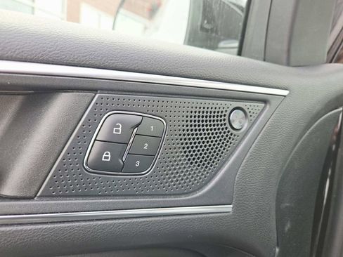 Used 2022 Ford Edge Titanium image 37