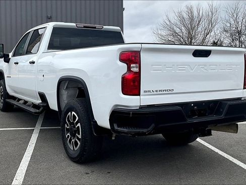 Used 2023 Chevrolet Silverado 3500 W/T w/ WT Convenience Package image 3