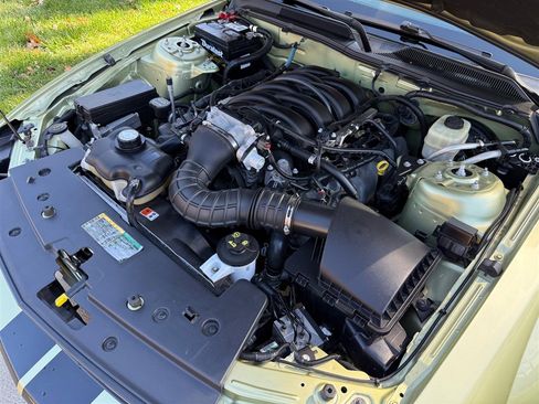 Used 2005 Ford Mustang GT Premium image 60