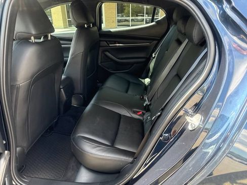 Used 2024 MAZDA MAZDA3 s FWD image 19