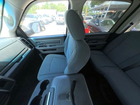 Used 2016 RAM 2500 SLT AWD/4WD image 25