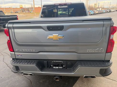 Used 2023 Chevrolet Silverado 1500 High Country w/ High Country Premium Package AWD/4WD image 11