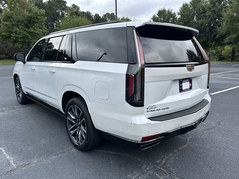 Used 2023 Cadillac Escalade ESV Sport Platinum image 24