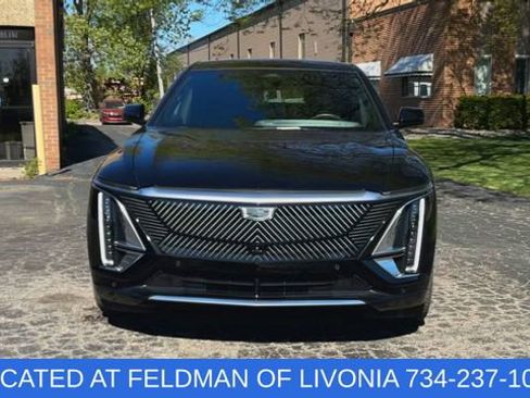Used 2024 Cadillac Lyriq Luxury w/ LPO, Floor Liner Package AWD/4WD image 3