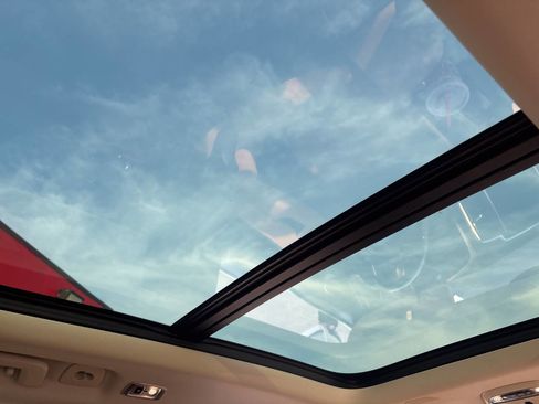 Used 2016 Volvo XC90 T6 Momentum image 20