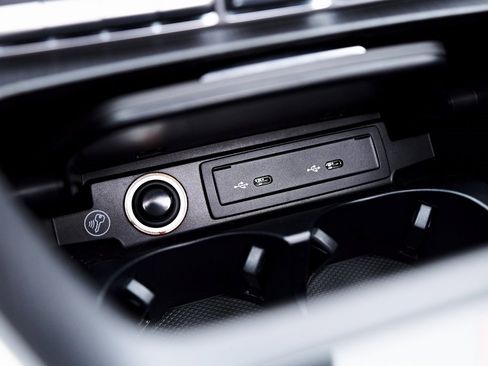 Used 2023 Mercedes-Benz AMG GT 63 image 82