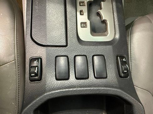 Used 2005 Toyota 4Runner Limited RWD image 14