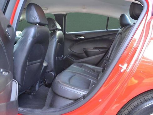 Used 2017 Chevrolet Cruze Premier image 12