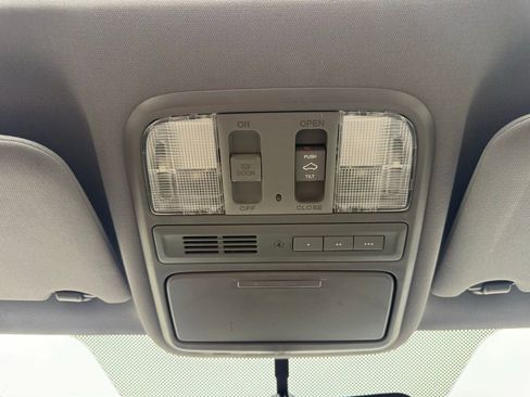 Used 2015 Honda Pilot EX-L image 17