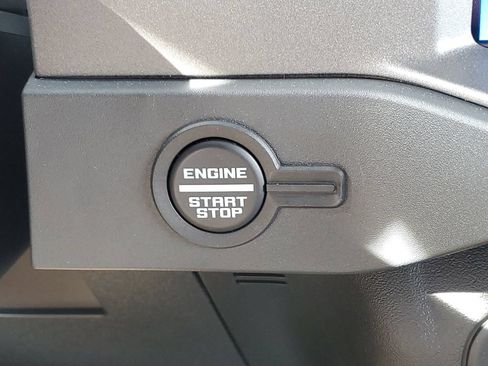 New 2026 Ford Bronco Big Bend w/ Black Diamond Package AWD/4WD image 13