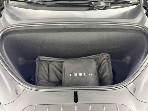 Used 2020 Tesla Model X Long Range AWD/4WD image 29