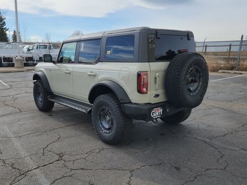 New 2025 Ford Bronco Outer Banks w/ Sasquatch Package image 8