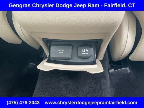 Used 2019 Mercedes-Benz GLC 300 4MATIC image 29