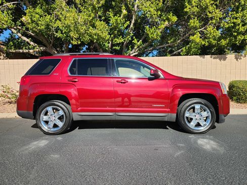Used 2012 GMC Terrain SLT image 2