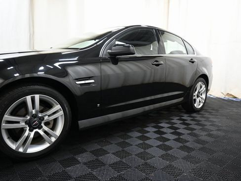 Used 2008 Pontiac G8 image 16